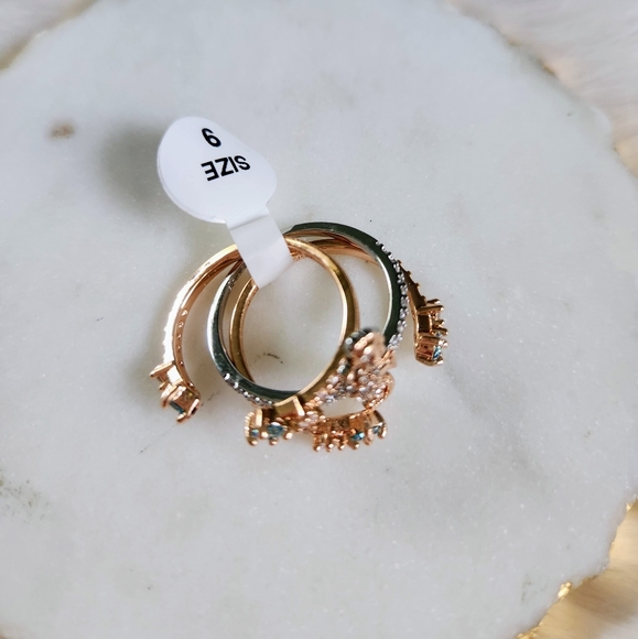 NWT Bomb Party 'Shimmering Seas' Atlantis Mixed Metal Set of 3 Rings - S… - Picture 9 of 9